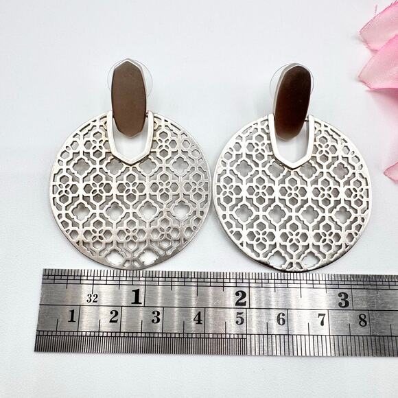 Kendra Scott Didi Silver Tone Earring Lattice Statement Moroccan Inspired Big - Picture 8 of 10